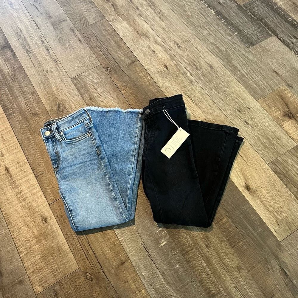 Forever 21 girls bootcut jeans size 5/6